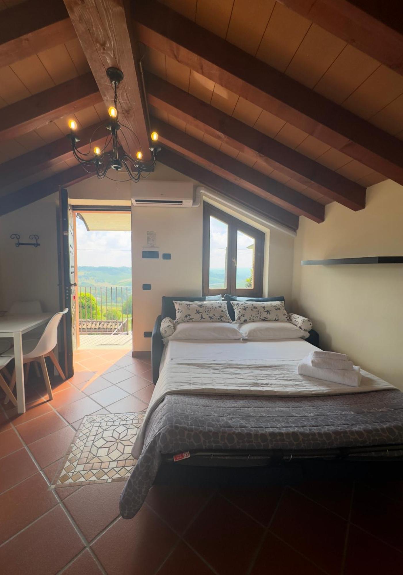 Locanda Osteria La Milonga Agliano Terme Buitenkant foto