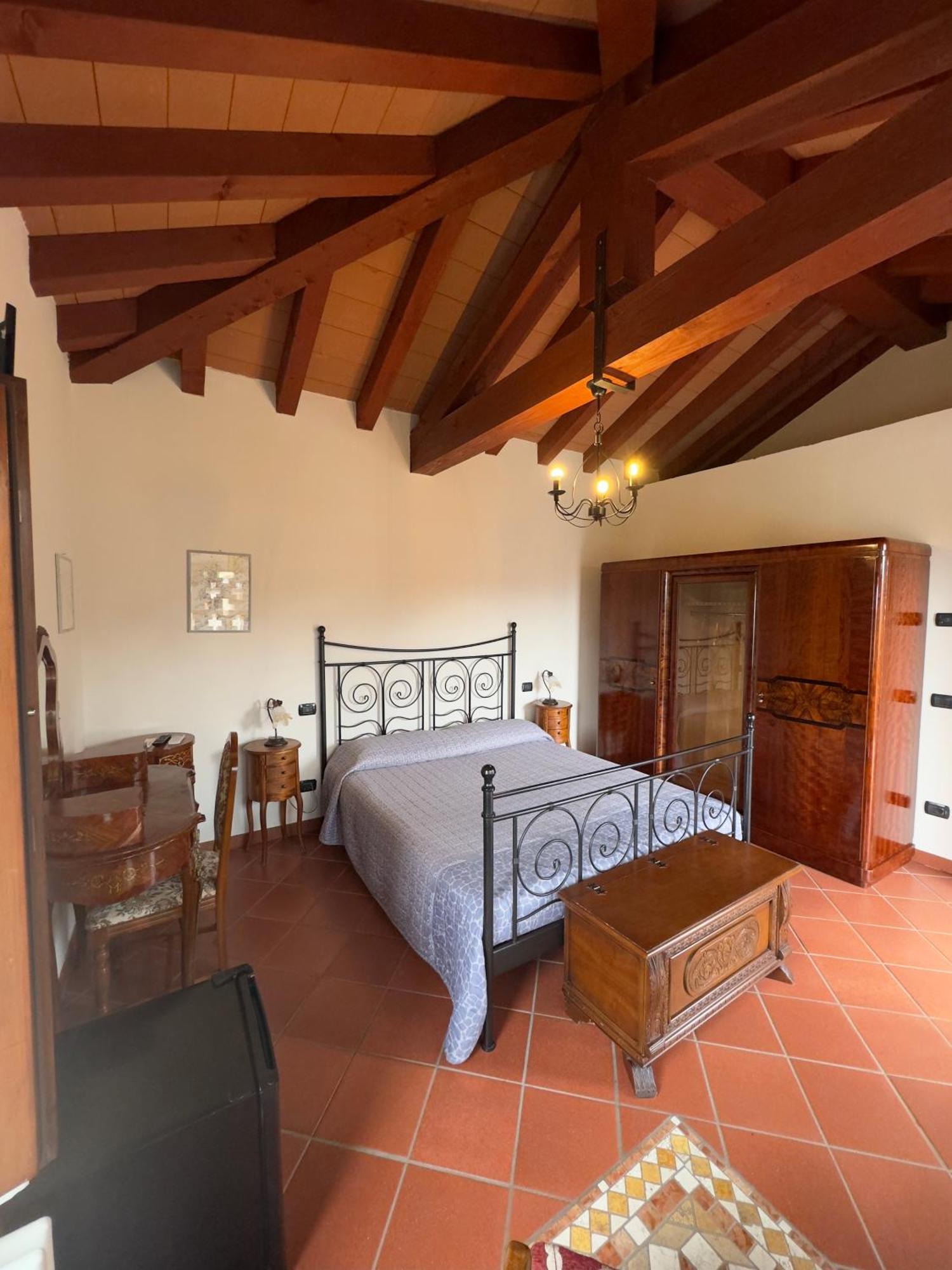 Locanda Osteria La Milonga Agliano Terme Buitenkant foto