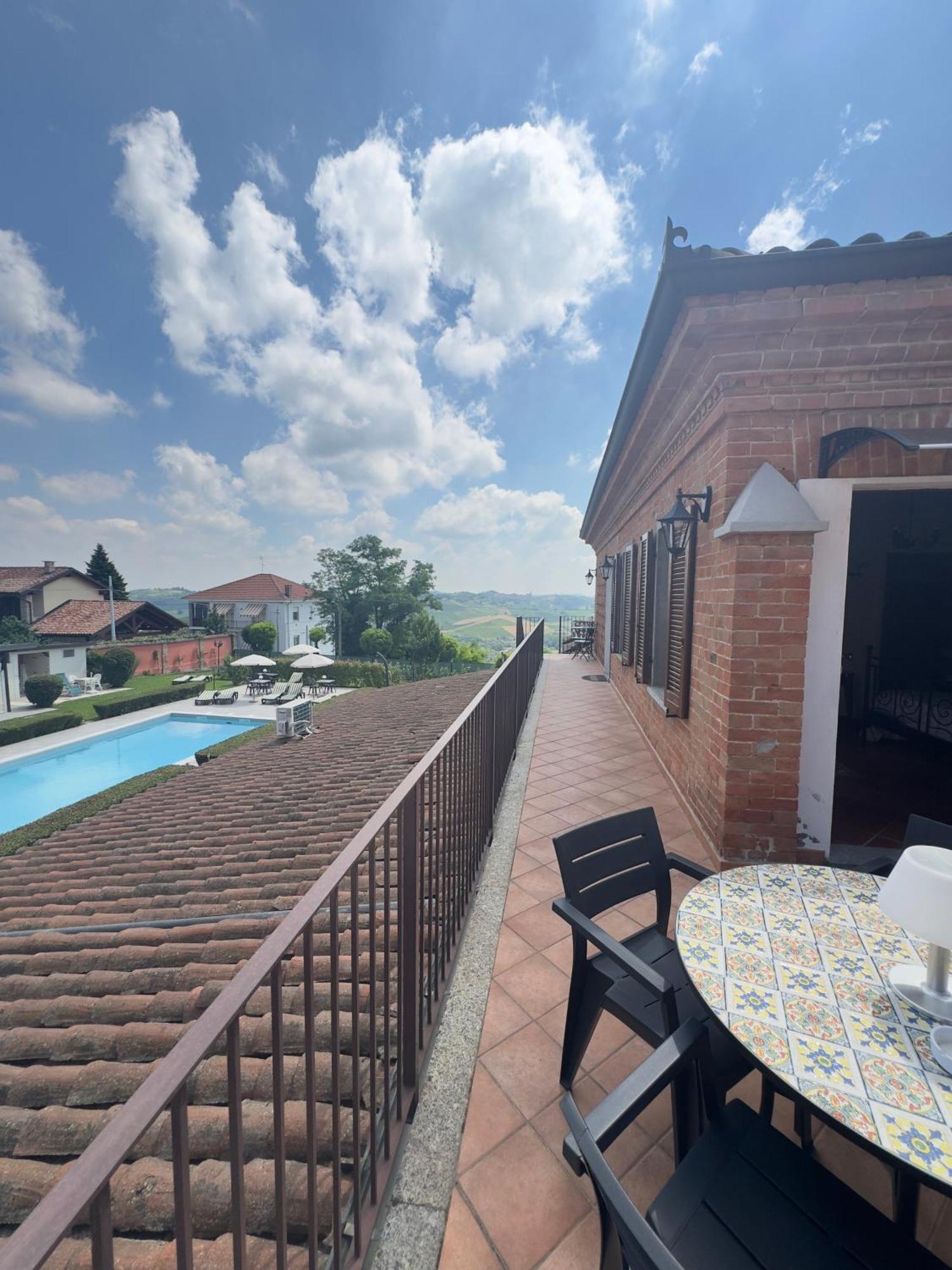 Locanda Osteria La Milonga Agliano Terme Buitenkant foto