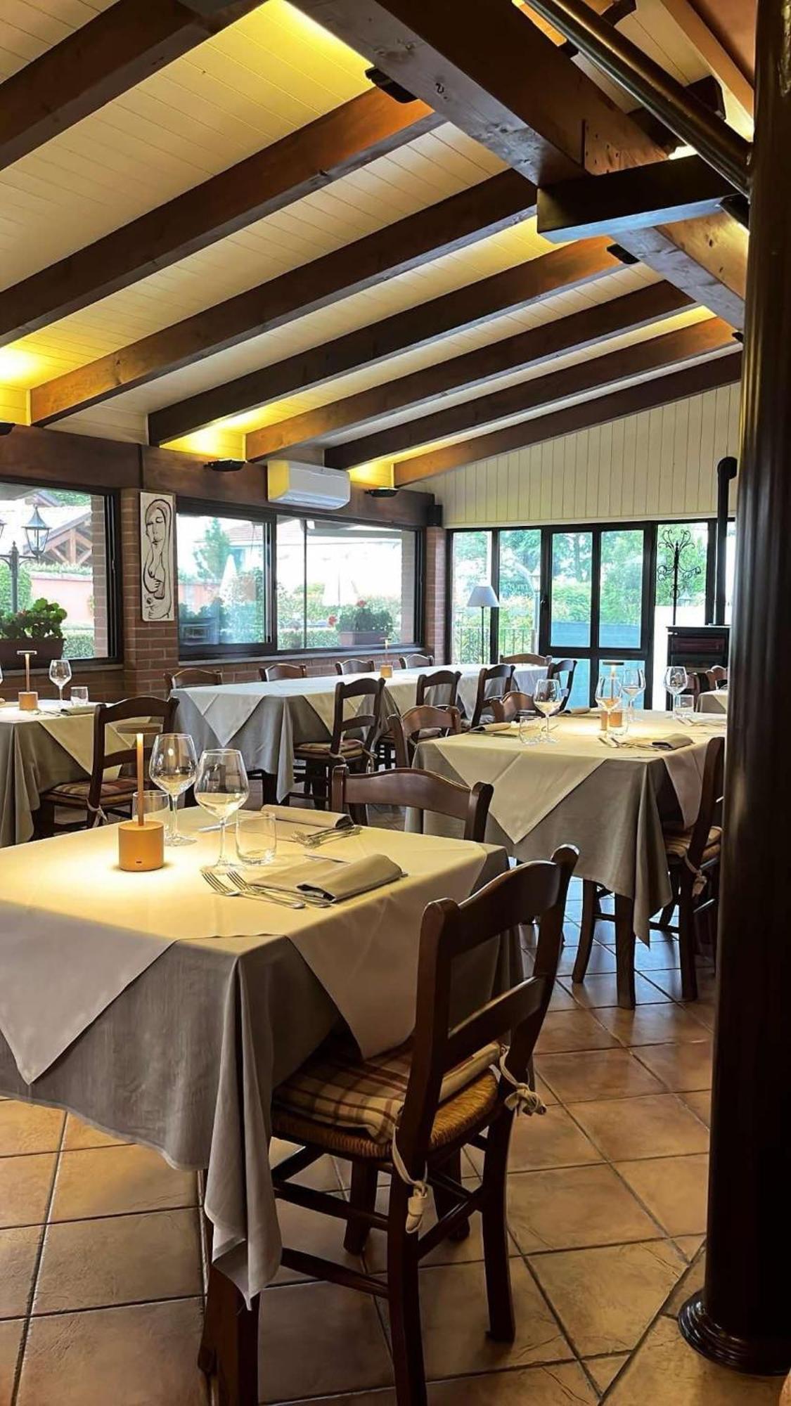 Locanda Osteria La Milonga Agliano Terme Buitenkant foto